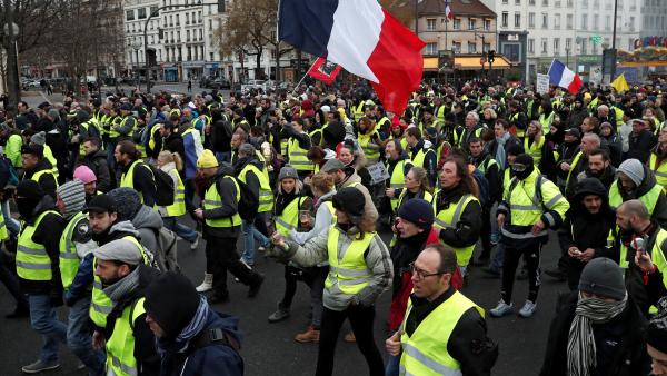 2019-01-26t124048z_457670352_rc12138cfe30_rtrmadp_3_france-protests