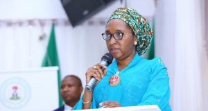 Tattalin Arziki: Za A Raba Wa Jihohi Kason Karshe Na Kudaden Paris Club Zainab Ahmed, Ministar Kudi