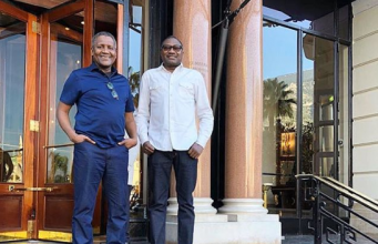 Attajiran Najeriya Sun Yiwa Super Eagles Alkawarin Kudade Aliko Dangote (L) Da Femi Otedola (R)