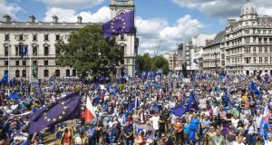 Brexit: Yan Birtaniya Na Zanga-Zanga Kan Dakatar Da Majalisa