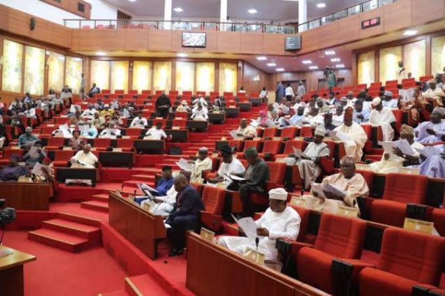 ‘Yan Majalisa Sun Ba Da Rabin Alabashinsu Don Yakar Coronavirus