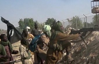 Tsaro: ‘Yan Boko Haram Sun Kashe Dakarun Chadi 100 A Yakin Tafkin Chadi Tsaro: ‘Yan Boko Haram Sun Kashe Dakarun Chadi 100 A Yakin Tafkin Chadi