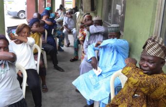 Covid-19: Gwamnati Zata Hana Ma’aikatan Da Basu Yi Rigakafi Ba Zuwa Aiki