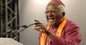Shugaba Buhari Ya Ce Rasuwar Desmond Tutu Ta Bar Babban Gibi A Duniya
