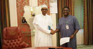 Shigar Korona Fadar Shugaban Kasa: Adesina Ya Ce Shugaba Buhari Bai Kamu Ba