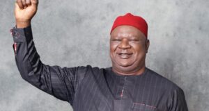 Sanata Anyim Ya Bukaci Gwamnatin Buhari Ta Farka Daga Barci