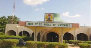 ‘Yan Majalisa Uku Sun Koma Jam’iyya Mai Alamar Kayan Maimari A Kano