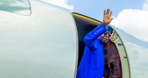 Dumi-Dumi: Tinubu Ya Tafi Turai