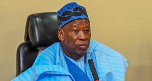 Shugabancin APC: Ganduje Ya Samu Goyon Baya Daga Tsaffin Gwamnoni