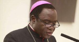 Rashawa Ta Yi Katutu Zamanin Buhari – Bishop Kukah