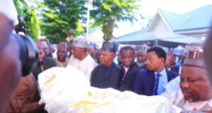 Rashi: Kashim Shattima Ya Halarci Jana’idar Kwamishina A Borno IMG 20240827 WA0000