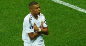 Mbappe Ya Fara Da Lashe Kofin UEFA Super Cup A Real Madrid mixcollage 14 aug 2024 10 26 pm 2347